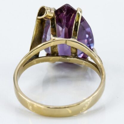 Vintage 12K Yellow Gold Simulated Amethyst Birthstone Ring - Image 8
