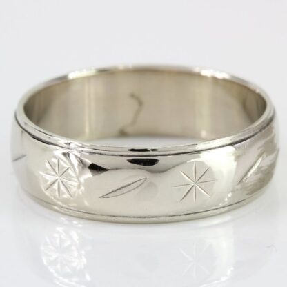14k White Gold Etched Band Ring - Image 3