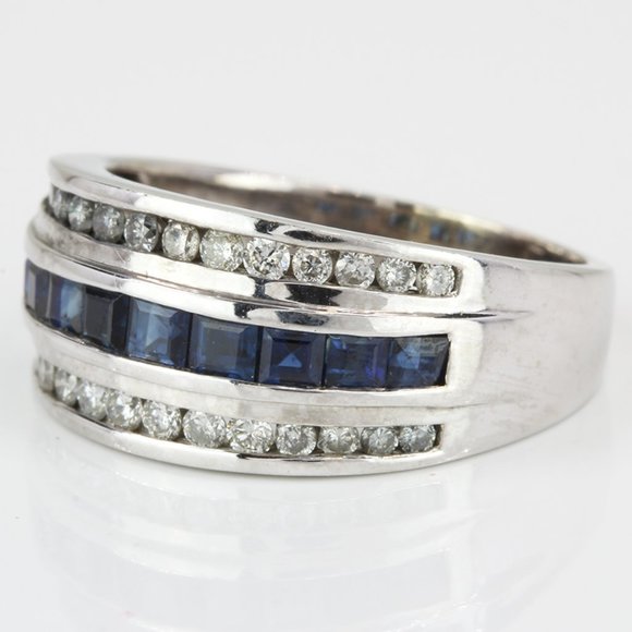 14k White Gold Diamond and Sapphire Anniversary Ring - Image 3