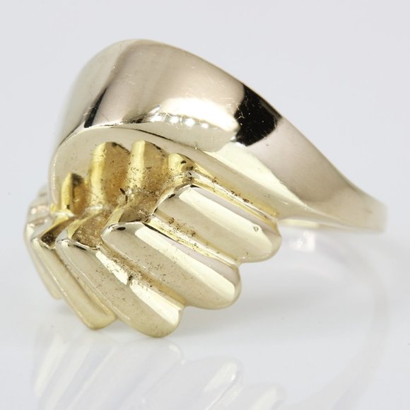 14k Yellow Gold Vintage Ladies Wave Ring - Image 5