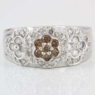 10k White Gold Diamond Flower Band Ring