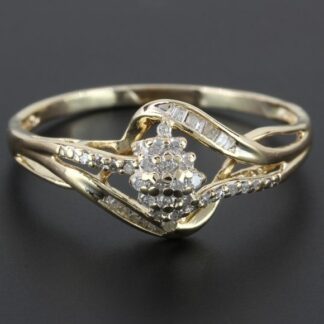 10K Yellow Gold Ladies Diamond Cluster Ring