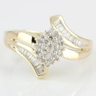 10K Yellow Gold Ladies Diamond Cluster Ring