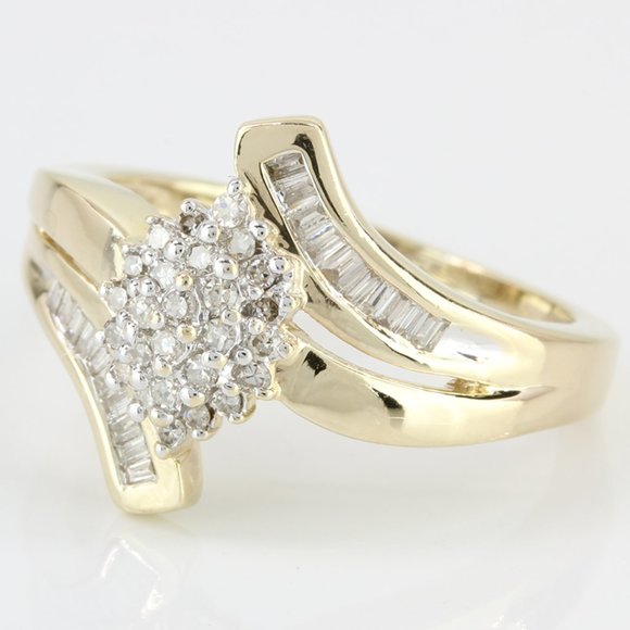 10K Yellow Gold Ladies Diamond Cluster Ring - Image 3