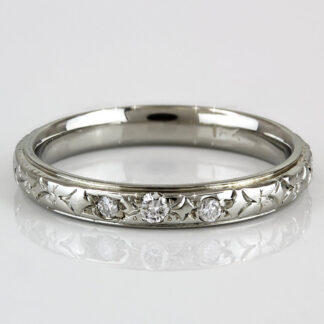 Vintage 1940s 18k White Gold Engraved Diamond Wedding Band Ring Floral Estate
