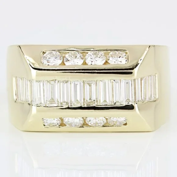 Vintage 14k Yellow Gold Baguette & Round Diamond Ring Anniversary Band