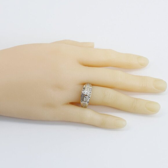 14k White Gold Marquise-Cut Diamond Accented Anniversary Engagement Ring - Image 7