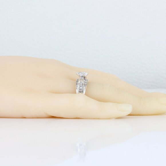 14k White Gold Marquise-Cut Diamond Accented Anniversary Engagement Ring - Image 6