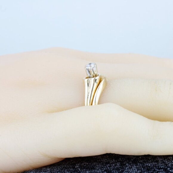 14k Yellow Gold Solitaire Diamond Heart Bridal Wedding Band Engagement Ring Set - Image 8