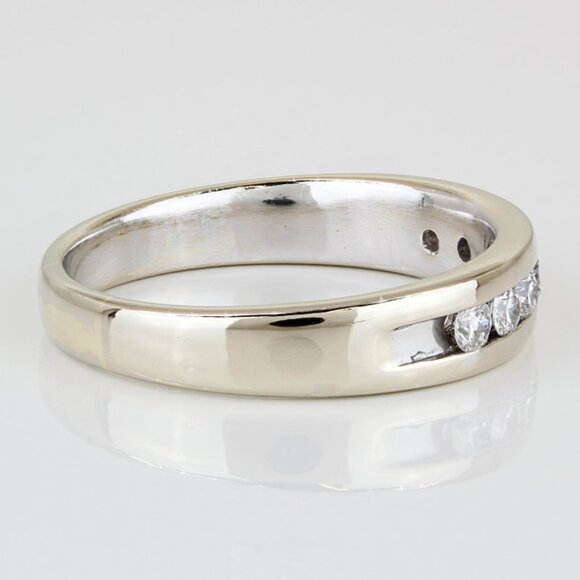 18K White Gold Diamond Wedding Band Anniversary Ring - Image 3