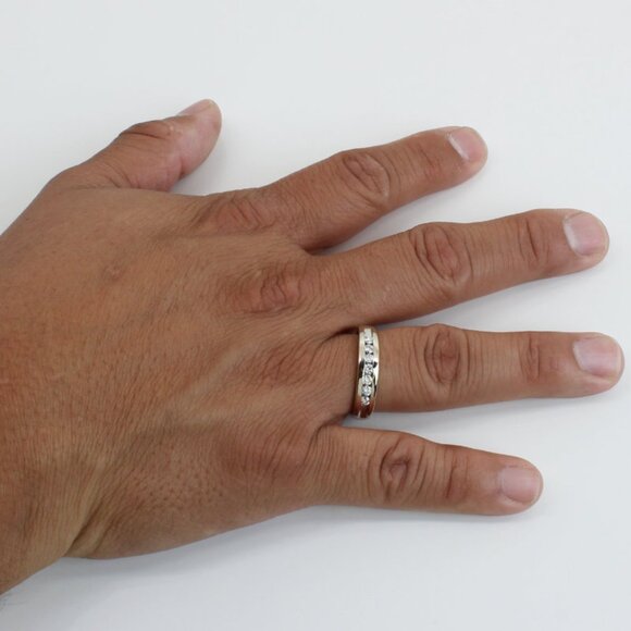 18K White Gold Diamond Wedding Band Anniversary Ring - Image 7