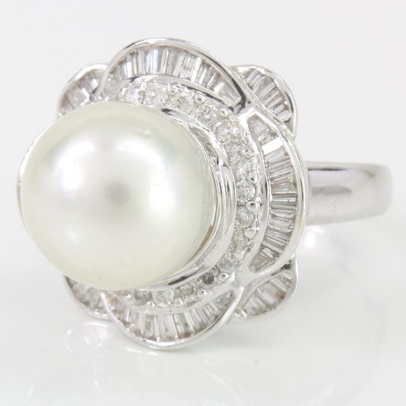 18k White Gold South Sea Cultured Pearl & Diamond Anniversary / Cocktail Ring - Image 5