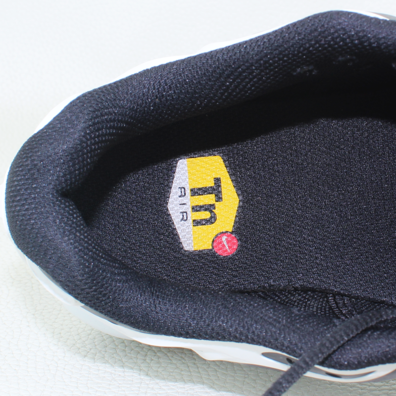 Nike Air Max Plus Drift White Silver Black Size 8 - Image 7