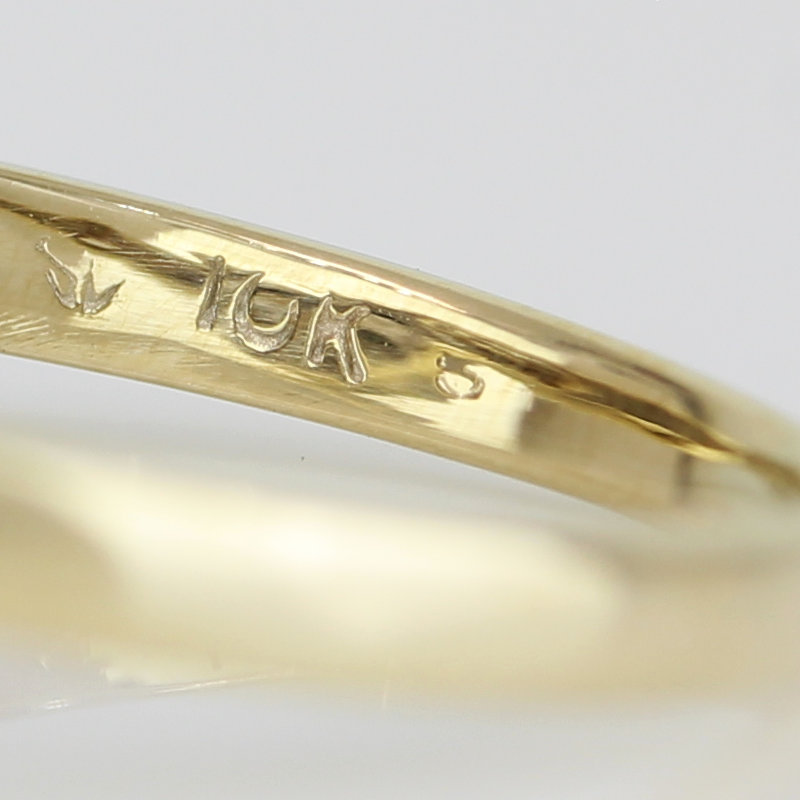 10k Yellow Gold Baguette Diamond Engagement / Cocktail Ring - Image 5