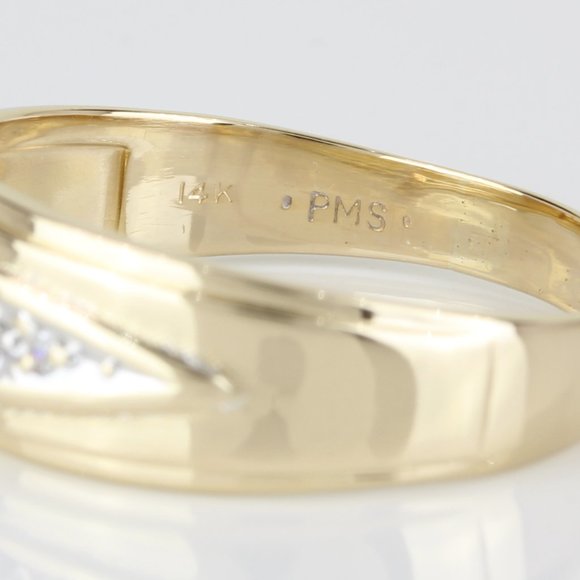 Vintage 14k Men's Diamond Ring Band - Image 4
