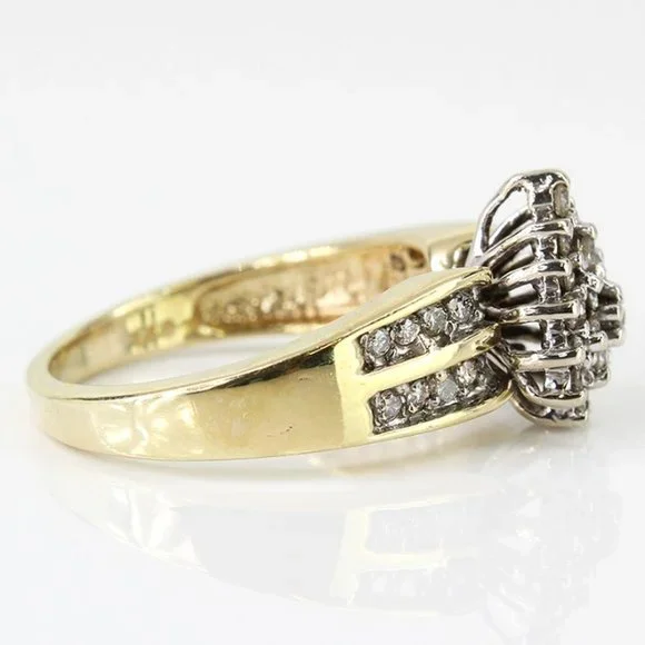 Vintage 10K Yellow Gold and Diamond Cluster Cocktail / Anniversary Ring - Image 3