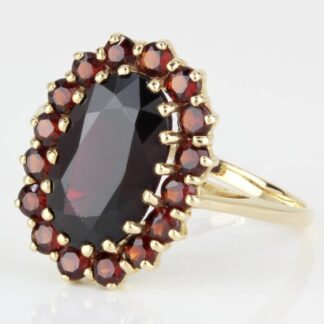 Vintage Pranda 10K Yellow Gold Oval Garnet Halo Ring