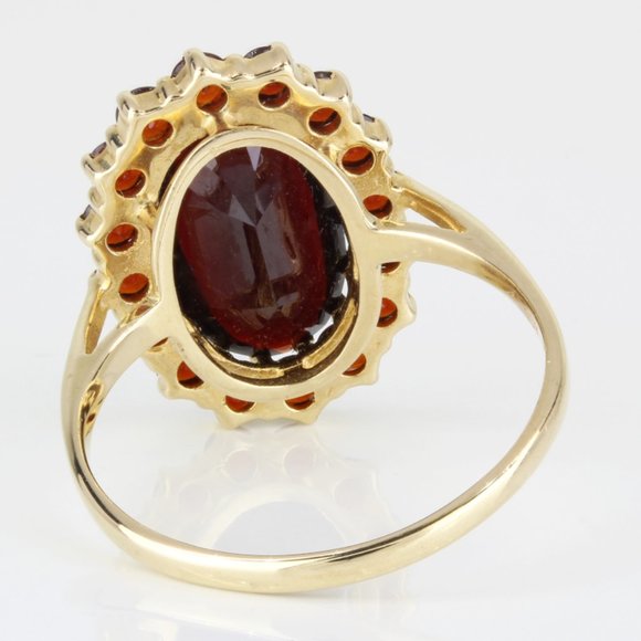 Vintage Pranda 10K Yellow Gold Oval Garnet Halo Ring - Image 5
