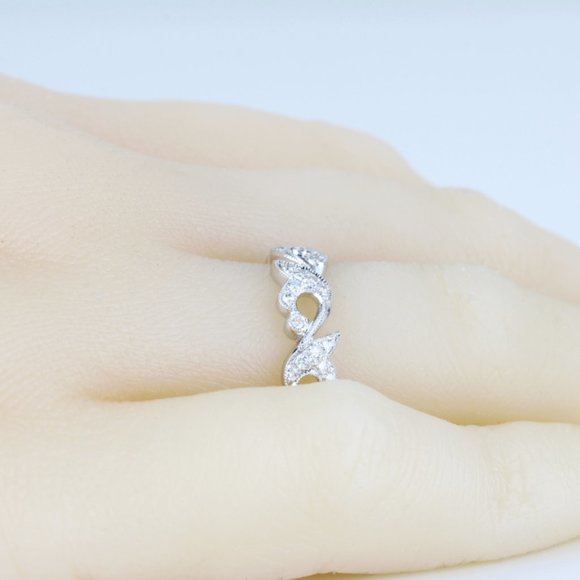 Jolie 18K White Gold Diamond Stackable Floral Vine Eternity Ring - Image 3