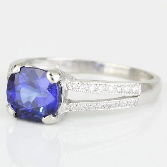 Platinum Ceylon Sapphire & Diamond Ring - Image 3