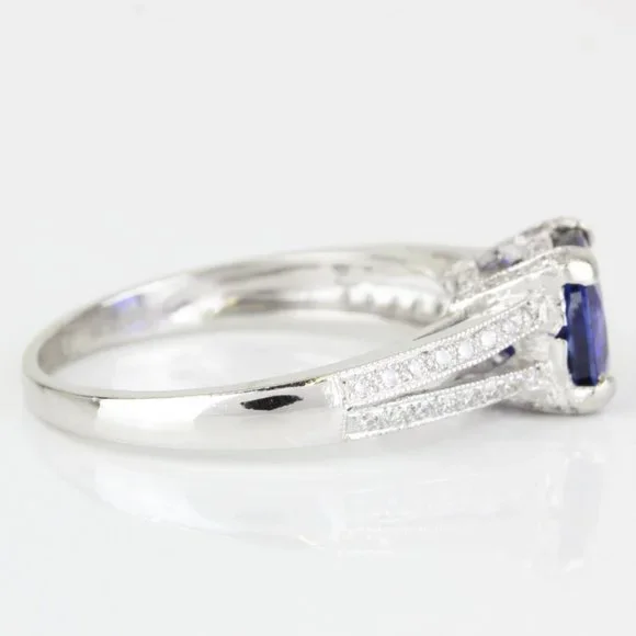 Platinum Ceylon Sapphire & Diamond Ring - Image 4