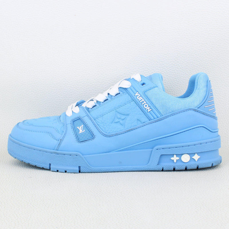 Louis Vuitton LV Trainer Embossed Sneaker- Size: 7.5 - Image 4