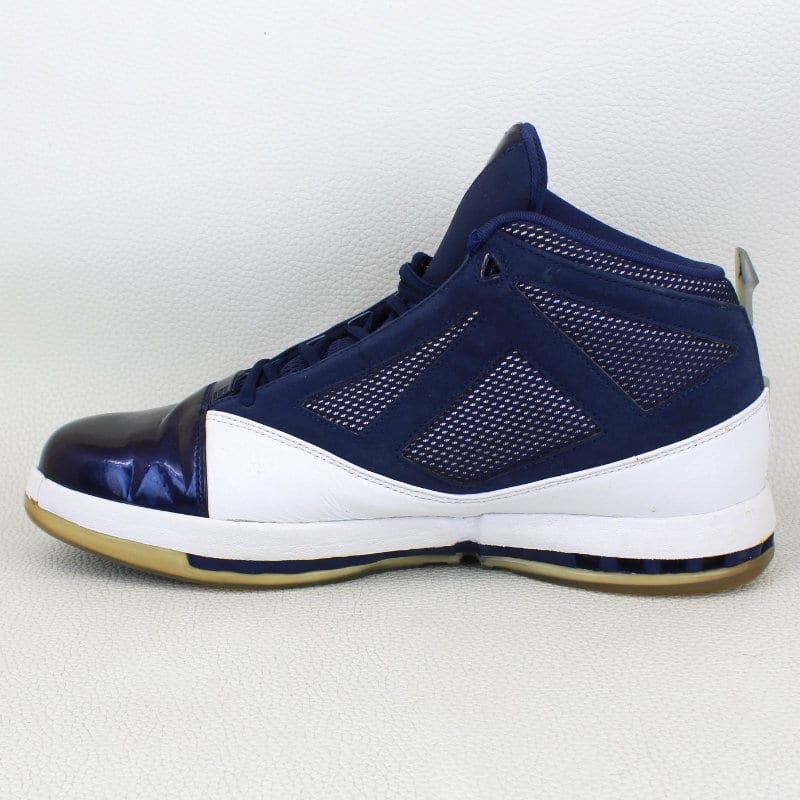Jordan 16 Retro Midnight Navy (2016)-Size 9.5M - Image 2