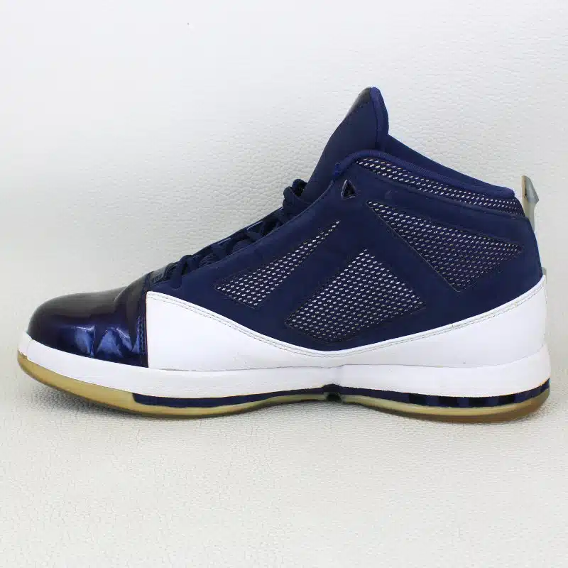 Jordan 16 Retro Midnight Navy (2016)-Size 9.5M - Image 2