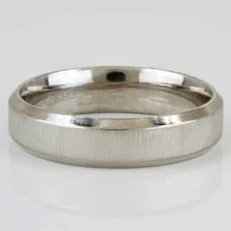 14k White Gold Brushed Comfort-Fit Band Ring
